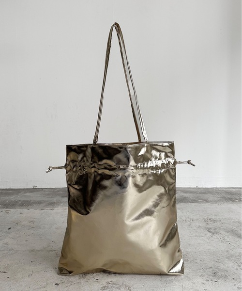 SPRUCE（スプルース）の「EM:SPRUCE ラパス巾着トート メタリック