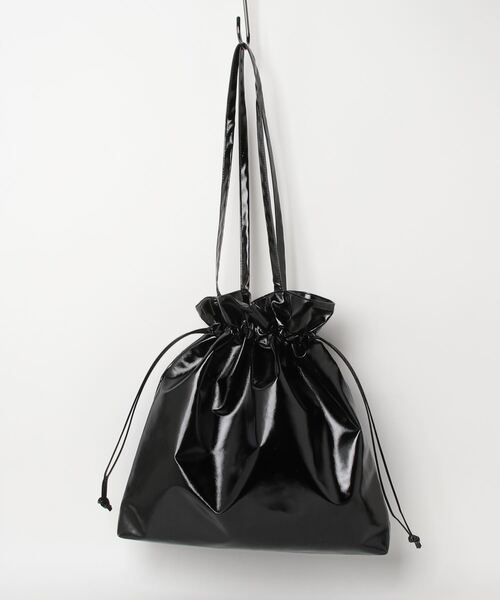 SPRUCE(スプルース)の「EM:SPRUCE ラパス巾着トート メタリックビッグトート メタリックシルバー メタリックゴールド メタリックブラック メタリックグリーン(ショルダーバッグ・レディース・ブラック/グリーン/シルバー/ゴールド・FREE)」の17枚目の写真