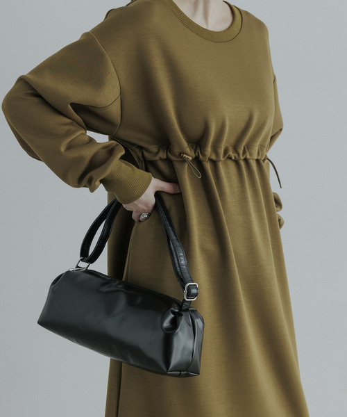 CE'E_SE'E(シーシー)の「タックショルダーバッグ(ショルダーバッグ・レディース・カーキ/ブラック・FREE)」の11枚目の写真