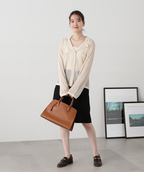 N.（N. Natural Beauty Basic）（エヌエヌナチュラルビューティーベーシック）の「◆針抜きシアー開襟ニットカーディガン（カーディガン/ボレロ・レディース・チャコールグレー/オフホワイト/ブルー・MEDIUM）」の19枚目の写真