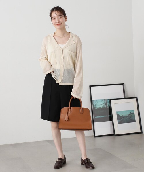 N.（N. Natural Beauty Basic）（エヌエヌナチュラルビューティーベーシック）の「◆針抜きシアー開襟ニットカーディガン（カーディガン/ボレロ・レディース・チャコールグレー/オフホワイト/ブルー・MEDIUM）」の21枚目の写真