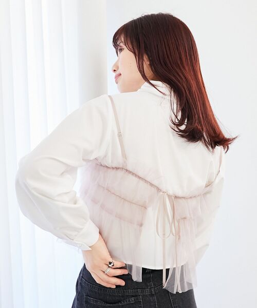 MAJESTIC LEGON（マジェスティックレゴン）の「チュールビスチェセットアップシャツ（シャツ/ブラウス・レディース・アイボリー/ピンクベージュ/ライトグレー・MEDIUM）」の21枚目の写真