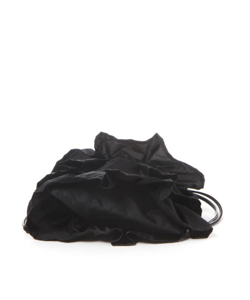 LAKOLE（ラコレ）の「ラッフル巾着2WAYショルダーバッグ / 104949（ショルダーバッグ・レディース・ホワイト/ブラック/シルバー/ライトグリーン/シルバー系1・FREE）」の12枚目の写真