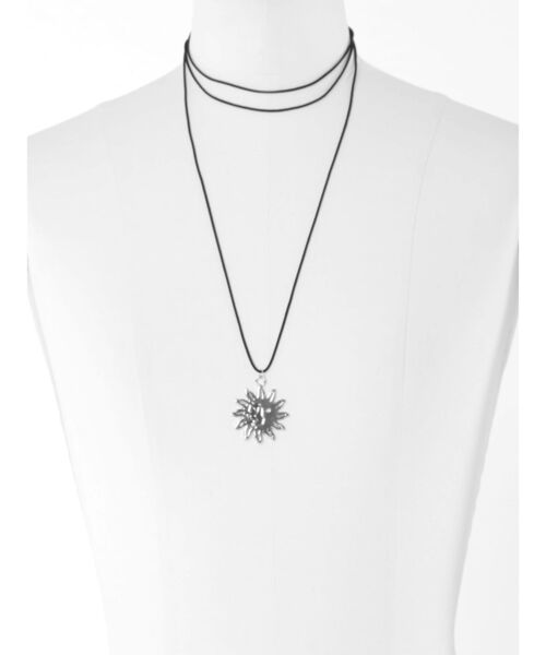 EVRIS(エヴリス)の「SUNNY MOTIF CHOKERネックレス(ネックレス・レディース・シルバー・FREE)」の8枚目の写真