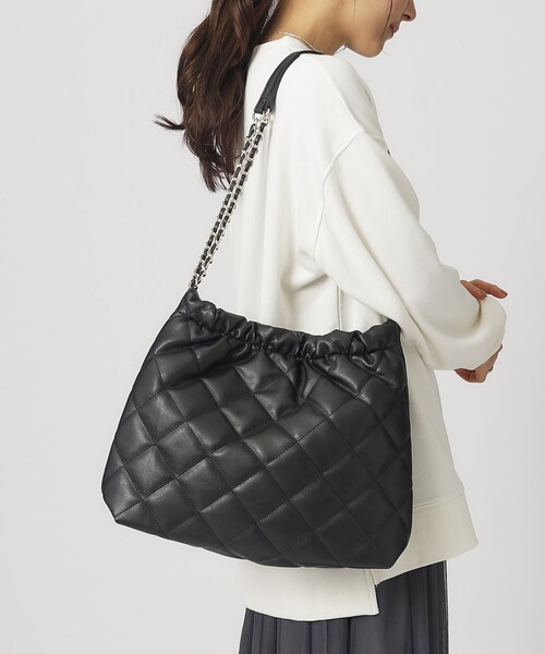 SHOO・LA・RUE（シューラルー）の「◆キルティングチェーンショルダーバッグ（ショルダーバッグ・レディース・ブルー系その他5/ブラック/サックスブルー系3・00）」の7枚目の写真