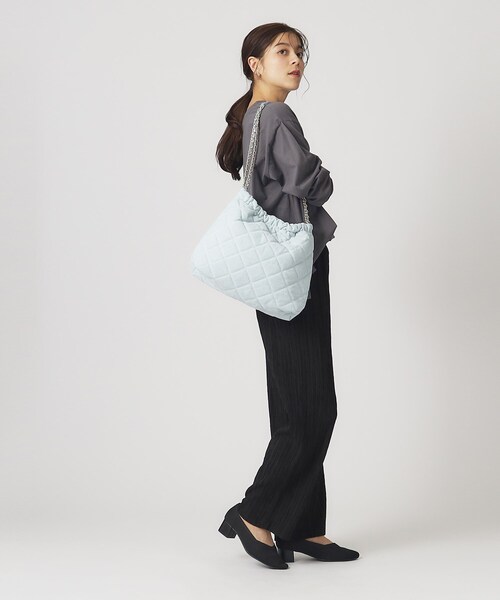 SHOO・LA・RUE（シューラルー）の「◆キルティングチェーンショルダーバッグ（ショルダーバッグ・レディース・ブルー系その他5/ブラック/サックスブルー系3・00）」の9枚目の写真