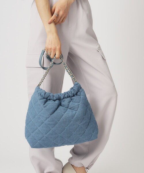 SHOO・LA・RUE（シューラルー）の「◆キルティングチェーンショルダーバッグ（ショルダーバッグ・レディース・ブルー系その他5/ブラック/サックスブルー系3・00）」の10枚目の写真