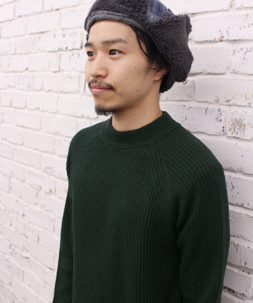 CIAOPANIC（チャオパニック）の「【Ciaopanic】AC/W畦編みハイネック（ニット/セーター・メンズ・グリーン/ネイビー/ブラック/グレー/アイボリー/キャメル・MEDIUM/LARGE）」の13枚目の写真