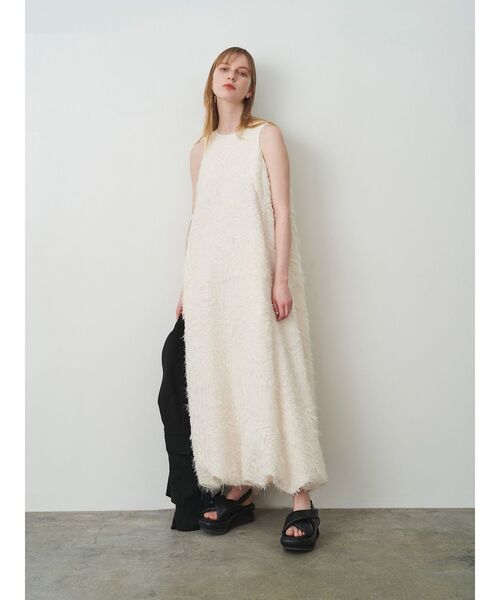 ELENDEEK（エレンディーク）の「フェザータッチバルーンワンピース（ワンピース・レディース・ブラック/オフホワイト・02/01）」の21枚目の写真