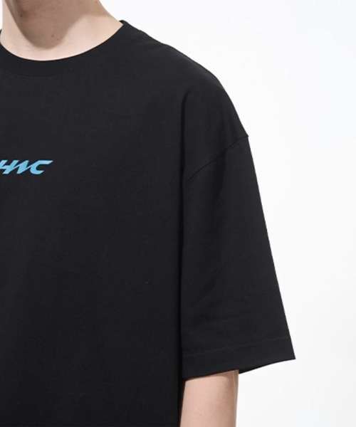 HARSH AND CRUEL(ハーシュアンドクルーエル)の「クルーネックロゴプリントTシャツ オーバーサイズ ユニセックス HC24S5TP01【Harsh and Cruel】(Tシャツ/カットソー・メンズ・ブラック・L/M/XL)」の19枚目の写真