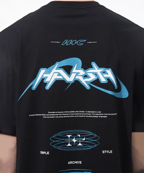 HARSH AND CRUEL(ハーシュアンドクルーエル)の「クルーネックロゴプリントTシャツ オーバーサイズ ユニセックス HC24S5TP01【Harsh and Cruel】(Tシャツ/カットソー・メンズ・ブラック・L/M/XL)」の9枚目の写真