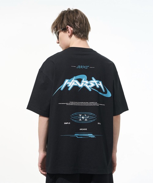 HARSH AND CRUEL(ハーシュアンドクルーエル)の「クルーネックロゴプリントTシャツ オーバーサイズ ユニセックス HC24S5TP01【Harsh and Cruel】(Tシャツ/カットソー・メンズ・ブラック・L/M/XL)」の4枚目の写真