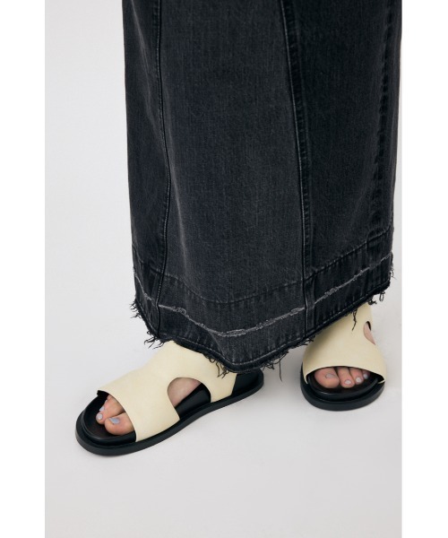 MOUSSY（マウジー）の「CUT OUT SANDAL（サンダル・レディース・アイボリー/ブラック・SMALL/MEDIUM/LARGE）」の20枚目の写真
