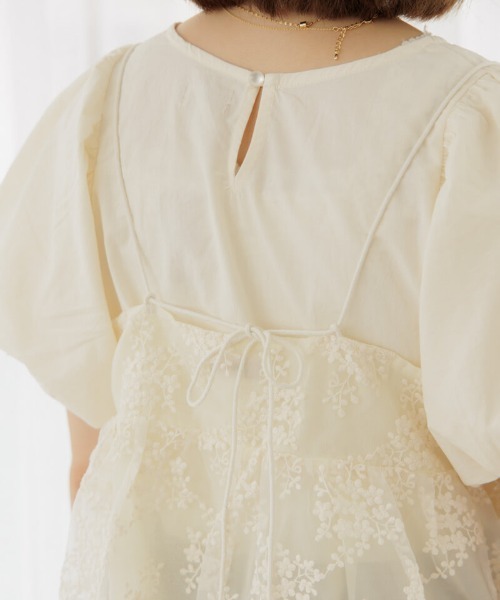 flower(フラワー)の「シアーフラワービスチェ(キャミソール・レディース・アイボリー/コーラル・FREE)」の11枚目の写真