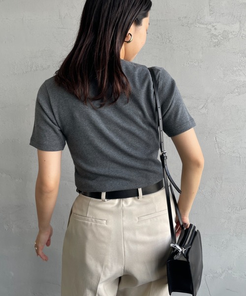 gicipi（ジチピ）の「[GICIPI/ジチピ] CRISTALLO コットンフライス クルーネック無地Tシャツ（Tシャツ/カットソー・レディース・グレー/キャメル/ホワイト/ブラック・1）」の21枚目の写真