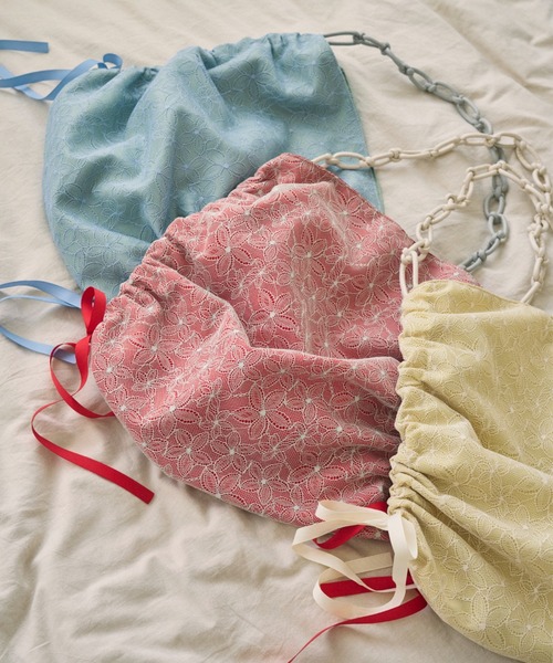 idem(イデム)の「bicolor lace drawstring bag/バイカラーレースドロストバッグ(ショルダーバッグ・レディース・ブルー/クリーム/レッド・FREE)」の8枚目の写真