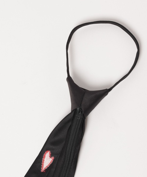 Anui（アニュイ）の「【UNISEX/あやせりんてコラボ】ハートエンブロネクタイ（ネクタイ・レディース・ブラック・FREE）」の12枚目の写真