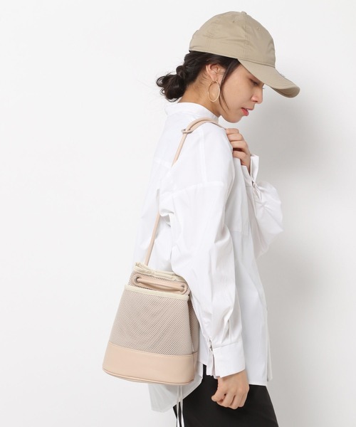 HEREIAM(ヘレイアム)の「【HEREIAM】バケットメッシュBAG(ショルダーバッグ・レディース・ブラック/ベージュ・FREE)」の5枚目の写真