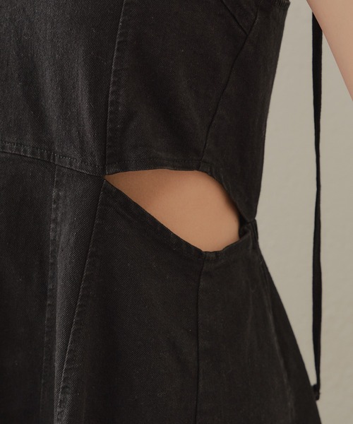 Chico(チコ)の「【ZOZOTOWN限定/REVIVAL】サイドあきキャミワンピース(ワンピース・レディース・ベージュ/アイボリー/ブラック・FREE)」の12枚目の写真