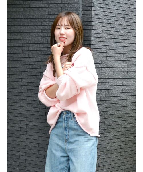 Ungrid（アングリッド）の「アウトリンキングクルーネックニット（ニット/セーター・レディース・オフホワイト/ピンク/チャコールグレー/ターコイズブルー/グリーン系その他・FREE）」の5枚目の写真