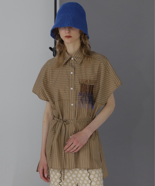 OKIRAKU(オキラク)の「(OKIRAKU×ROSEBUD)ストライプパネル フリンジエンブロイダリー チュニックシャツ(シャツ/ブラウス・レディース・ベージュ/ブルー・FREE)」の6枚目の写真