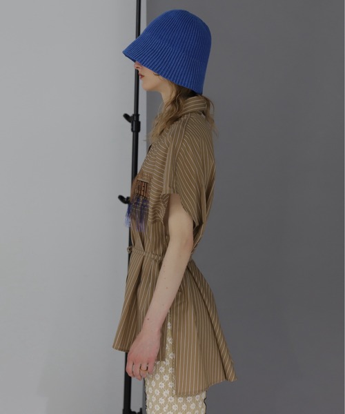 OKIRAKU(オキラク)の「(OKIRAKU×ROSEBUD)ストライプパネル フリンジエンブロイダリー チュニックシャツ(シャツ/ブラウス・レディース・ベージュ/ブルー・FREE)」の7枚目の写真