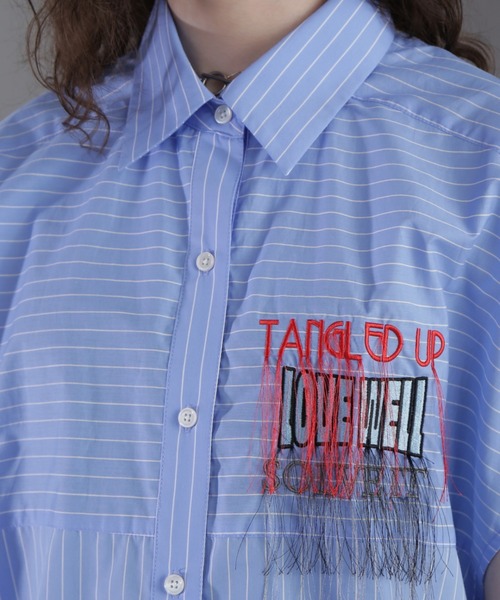 OKIRAKU(オキラク)の「(OKIRAKU×ROSEBUD)ストライプパネル フリンジエンブロイダリー チュニックシャツ(シャツ/ブラウス・レディース・ベージュ/ブルー・FREE)」の17枚目の写真