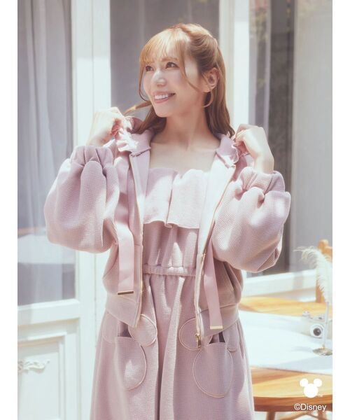 Disney(ディズニー)の「ミッキー/ワッフルパーカー(カーディガン/ボレロ・レディース・ライトピンク/ライトブルー/ブラック・FREE)」の12枚目の写真