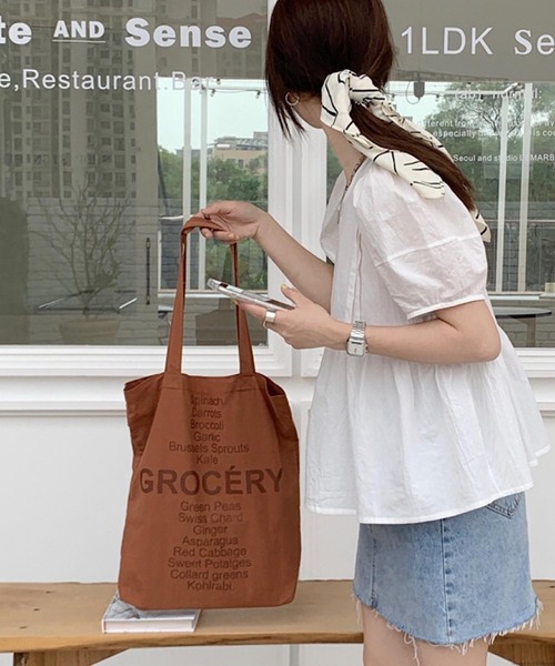 TONE SELECT GOODS(トーンセレクトグッズ)の「Liaa/ロゴ トートバッグ A18376(トートバッグ・レディース・イエロー/ブラウン/ピンク・FREE)」の6枚目の写真