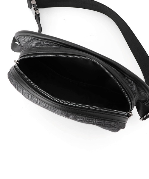 HIDEAWAYS NICOLE（ハイダウェイニコル）の「クロスボディバッグ（ボディバッグ/ウエストポーチ・メンズ・ブラック/グレー・FREE）」の6枚目の写真