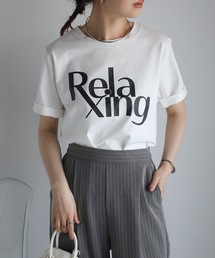 ＆HALF（アンドハーフ）の「RelaxingロゴTシャツ（Tシャツ/カットソー）」