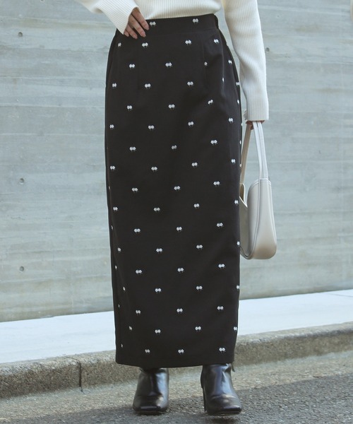 セール】刺繍ナロースカート（スカート）｜LAVEANGE（ラビ