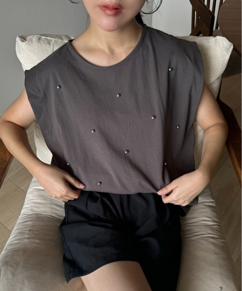 I_am(アイアム)の「pearl tuck tank / パールタックタンク(Tシャツ/カットソー・レディース・ブラック/ホワイト/チャコール・FREE)」の8枚目の写真