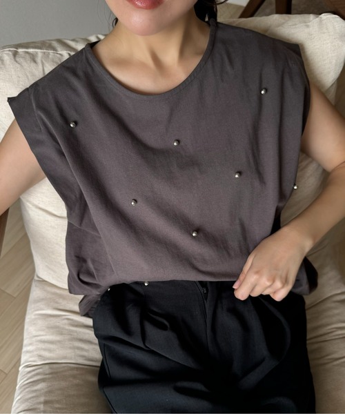 I_am(アイアム)の「pearl tuck tank / パールタックタンク(Tシャツ/カットソー・レディース・ブラック/ホワイト/チャコール・FREE)」の9枚目の写真