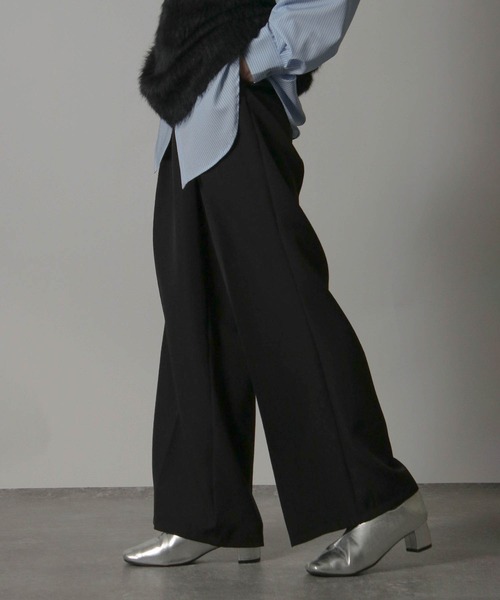 Social GIRL（ソーシャルガール）の「ハイウエストセンタープレスワイドパンツ スラックス（スラックス・レディース・ブルーグレー/グレー/アイボリー/ブラック/チャコール/モカ・L/M）」の3枚目の写真