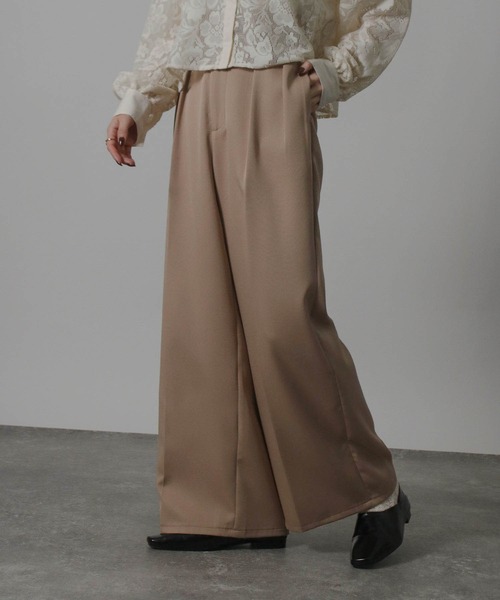 Social GIRL（ソーシャルガール）の「ハイウエストセンタープレスワイドパンツ スラックス（スラックス・レディース・ブルーグレー/グレー/アイボリー/ブラック/チャコール/モカ・L/M）」の6枚目の写真