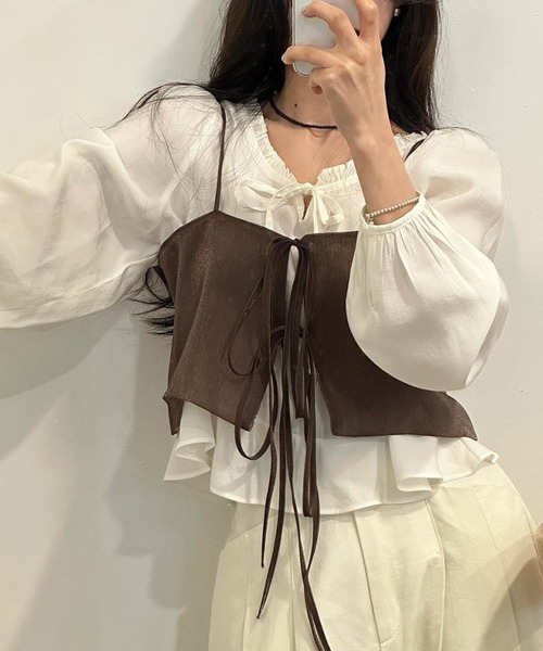 aimoha（アイモハ）の「軽やかな着心地ミニマルデザインキャミソール（キャミソール・レディース・ブラック/グレー/ブラウン/オフホワイト・FREE）」の8枚目の写真