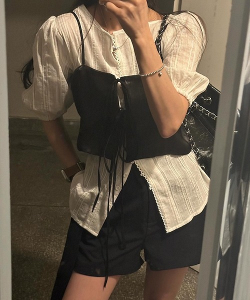 aimoha（アイモハ）の「軽やかな着心地ミニマルデザインキャミソール（キャミソール・レディース・ブラック/グレー/ブラウン/オフホワイト・FREE）」の20枚目の写真