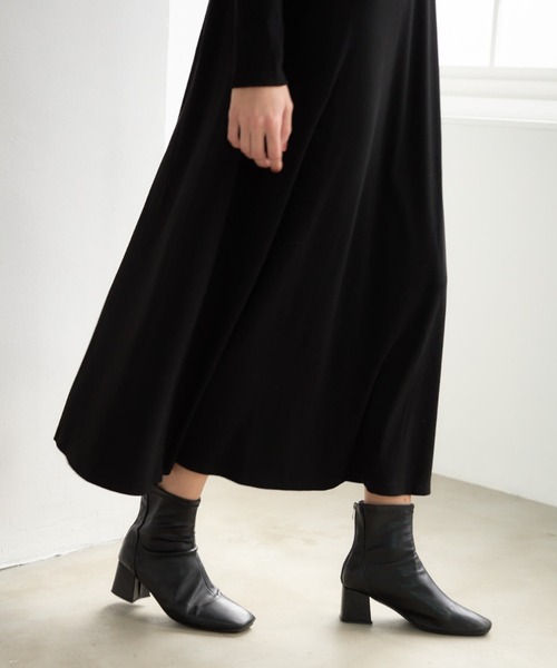 Formeque(フォルミーク)の「フレアリブワンピース(ワンピース・レディース・ブラック/オリーブ・FREE)」の11枚目の写真