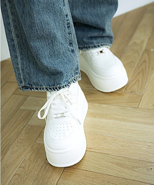 R&E（アールアンドイー）の「【R&E】プレートポイント厚底LOWカットスニーカー（スニーカー・レディース・ブラック/ホワイト/ベージュ・S/M/L/LL）」の18枚目の写真