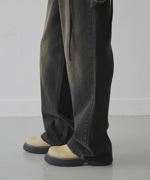 UNE MANSION（ユヌマンション）の「【XS-Lサイズ展開】 【ユニーク両サイドポケットループフック】ビンテージウォッシングユニークポケットループフックストレートデニムパンツ（デニムパンツ・レディース・ブラック/ブルー・X-SMALL/SMALL/MEDIUM/LARGE）」の20枚目の写真