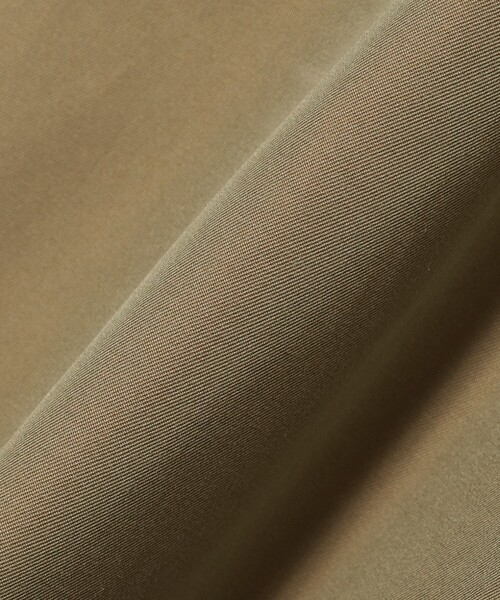 BEAMS F（ビームスエフ）の「OLMETEX コットン シングル ラグランスリーブ ベルテッドコート（トレンチコート・メンズ・オリーブ/ネイビー・38/40/42/36）」の17枚目の写真