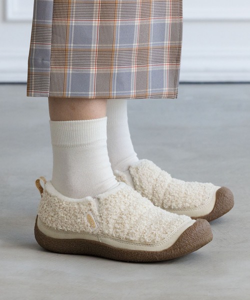 KEEN(キーン)の「HOWSER II / ハウザー ツー / レディース スリッポン スニーカー(スリッポン・レディース・ホワイト・22.5cm/23cm/23.5cm/24cm/24.5cm/25cm/26cm/25.5cm)」の9枚目の写真