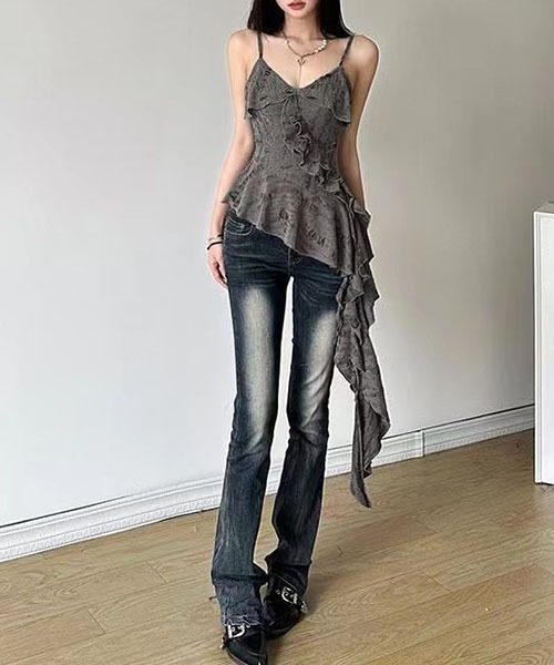 gossip!ロサンゼルス(ゴシップロサンゼルス)の「V ネック 変形フリルヘムキャミソールトップス レディース ウエストマーク アシンメトリーデザイン Y2K 2色展開(キャミソール・レディース・グレー/ブラック・M/S)」の3枚目の写真
