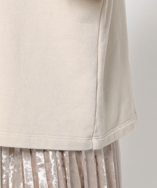 mysty woman（ミスティウーマン）の「ピグメントスウェットプルオーバー　200957（スウェット・レディース・チャコールグレー/アイボリー/グリーン・FREE）」の15枚目の写真