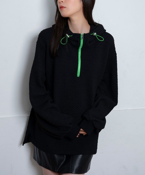 Nora Lily（ノラリリー）の「【Nora Lily】Half-ZIP Hoodie(UNISEX)（パーカー・メンズ・ブラック/ラベンダー/ライトイエロー/ブルー・FREE）」の2枚目の写真