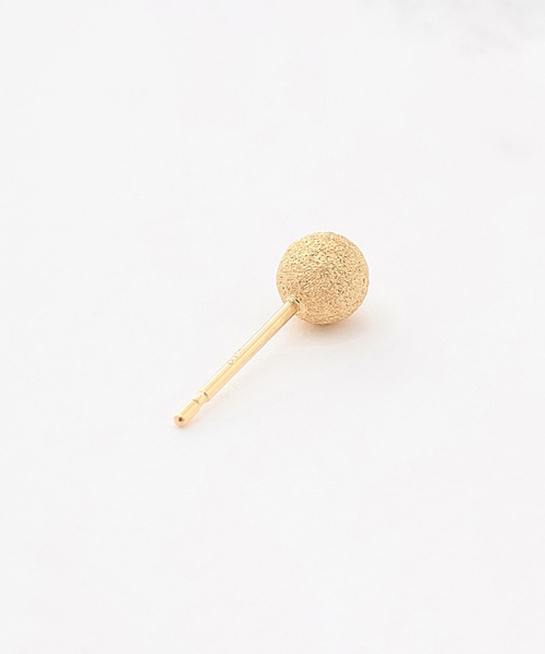 ESTELLE(エステール)の「K18 イエローゴールド ピアス(4mm) ESTELLE/エステール(ピアス(両耳用)・レディース・イエローゴールド・-)」の5枚目の写真