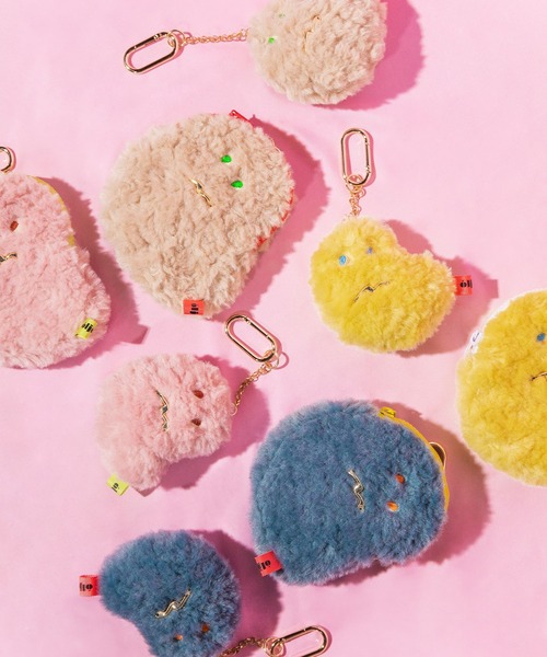 ACCOMMODE(アコモデ)の「オルヨシュ ファーミニポーチ(ポーチ・レディース・ピンク/ベージュ/イエロー/ブルー・FREE)」の12枚目の写真