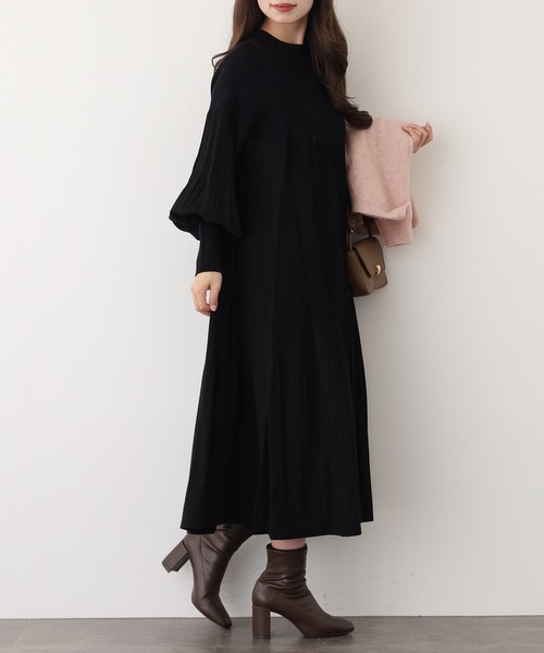 A.N.L(エーエヌエル レーベル)の「A.N.L プリーツ切替ニットワンピース(ワンピース・レディース・グレイッシュベージュ/ブラック/チャコールグレー/レンガ/グリーン/ネイビー・38)」の10枚目の写真