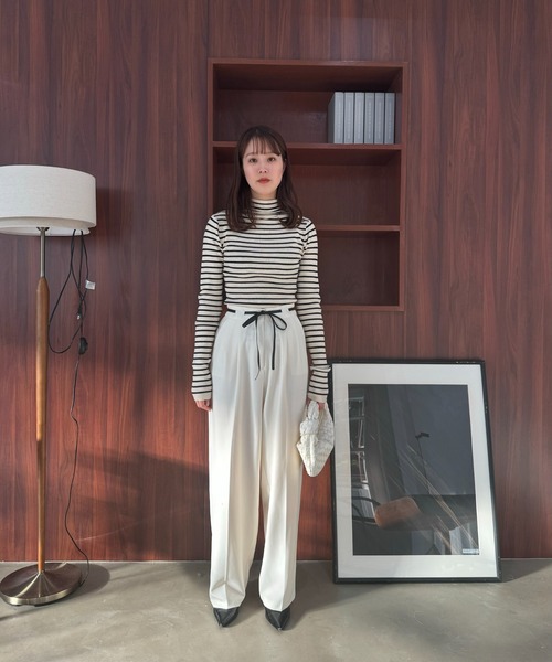 I_am（アイアム）の「smooth high neck rib tops / スムースハイネックリブトップス（ニット/セーター・レディース・ブラック/アイボリー/ホワイト×ブラック・FREE）」の7枚目の写真